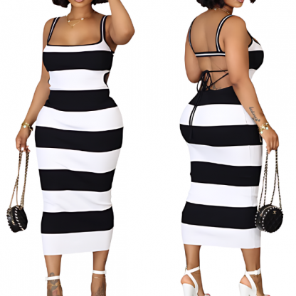 Sukienka w czarno-białe paski